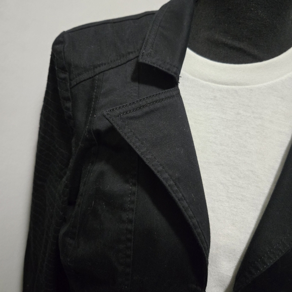 Guess black jacket - Picture 7 of 10